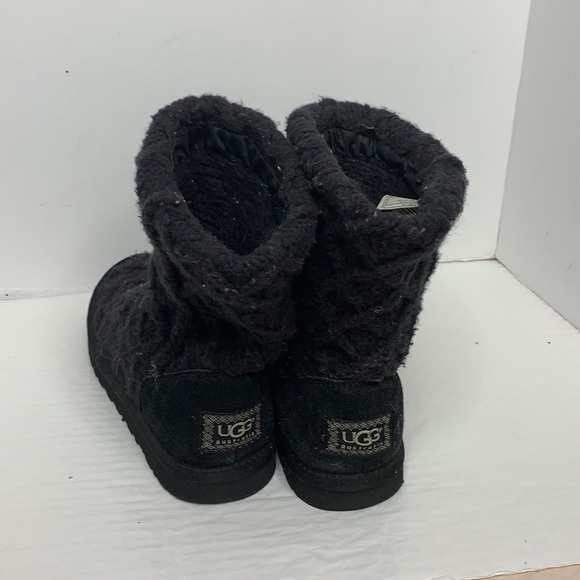 UGG Women's Lattice Cardy knit boots - Picture 3 of 8